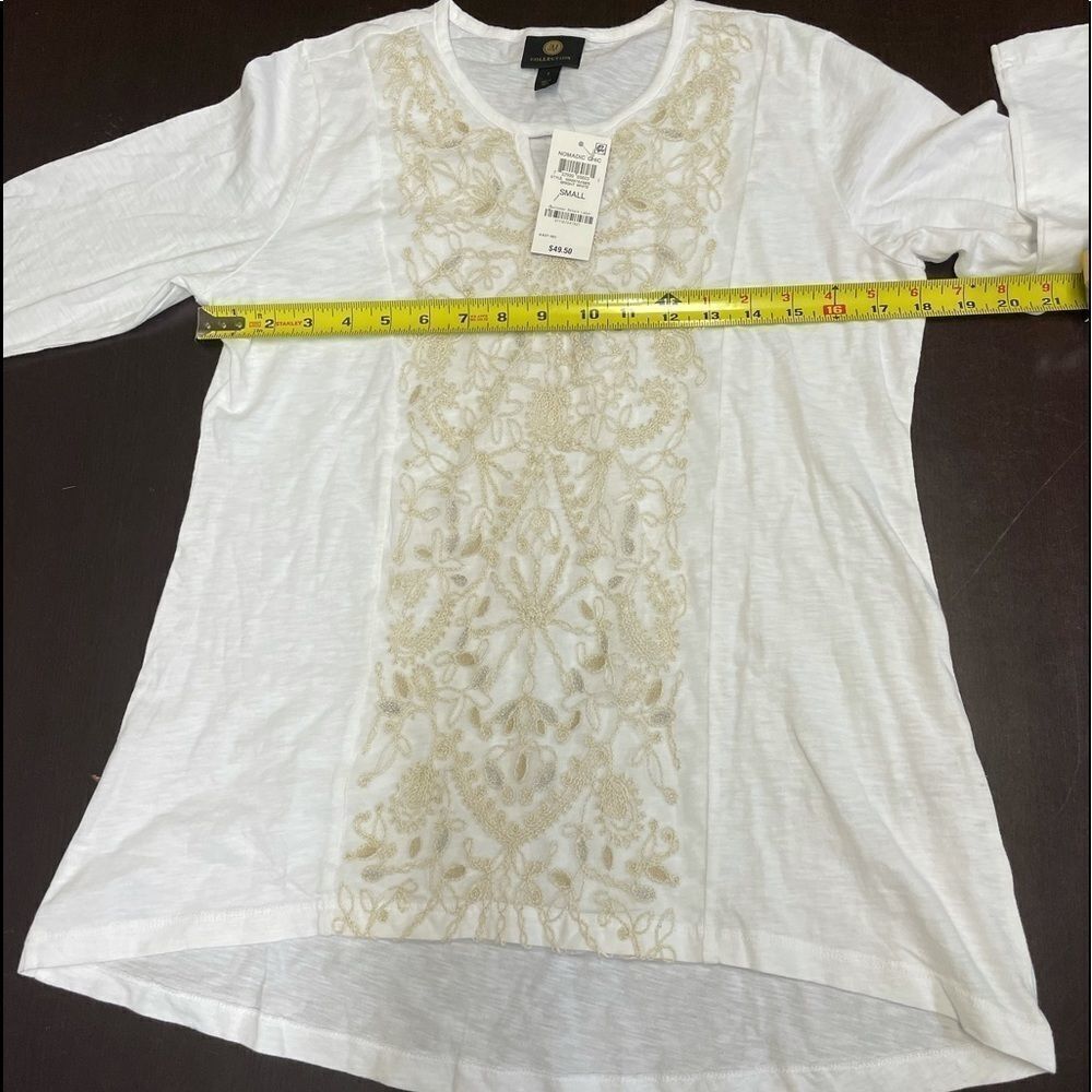 JM Collection Top  - Picture 2 of 7